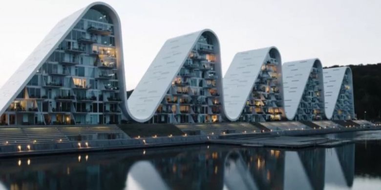 Wave, apartemen di Denmark yang menyerupai gelombang tsunami.