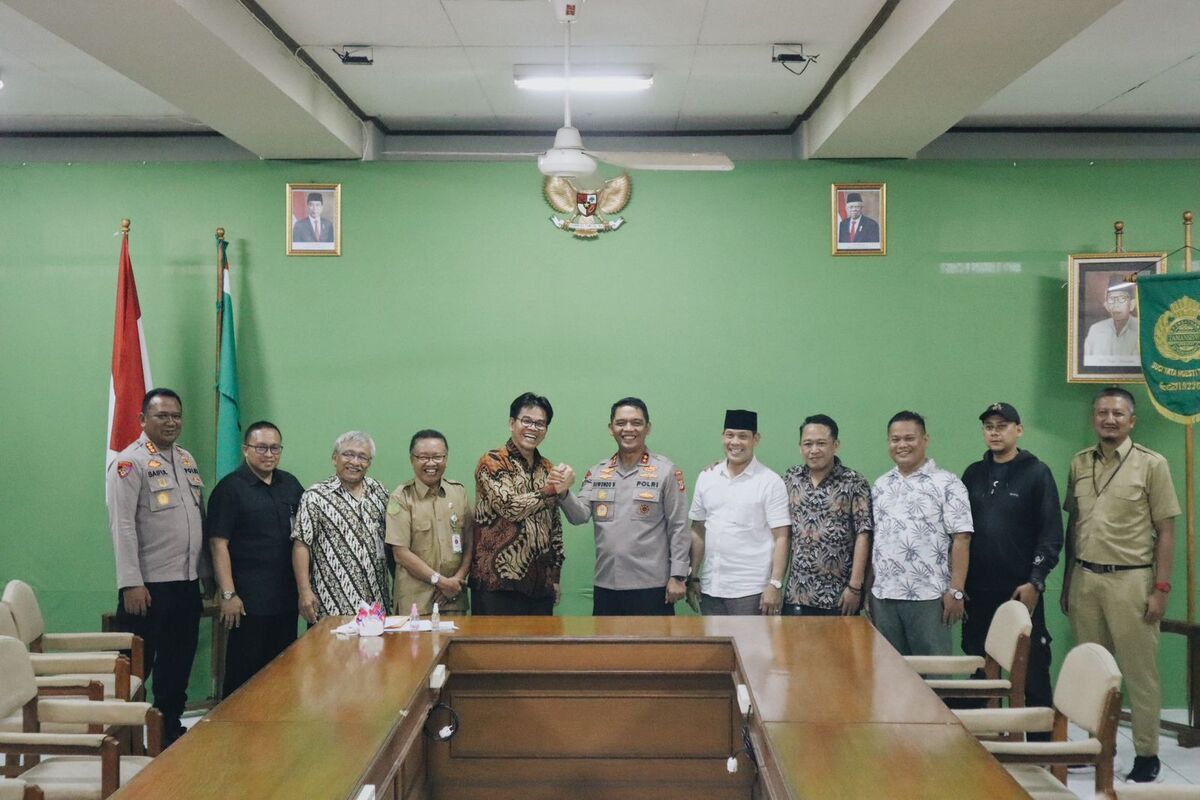 Kapolda DIY setelah bertemu dengan Pengurus Yayasan Tamansiswa, Senin (5/6/2023)