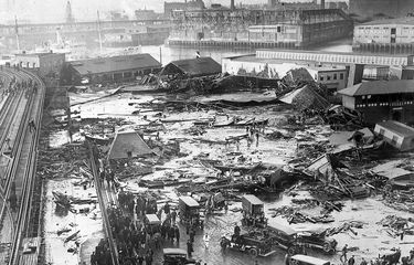 Ilustrasi Banjir besar Molase di Boston tahun 1919.