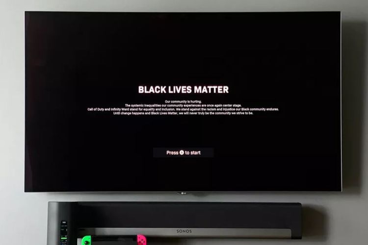 Tampilan layar Black Lives Matter di game Call of Duty: Modern Warfare.
