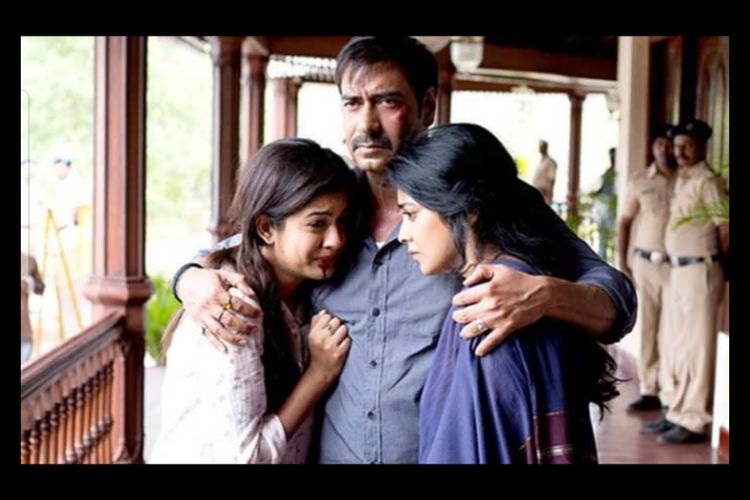 Ajay Devgn, Shriya Saran, dan Ishita Dutta dalam film Drishyam  (2015)