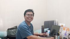 WFH ala ASN Jember: Kamar Kos Disulap Jadi Kantor, Kursi Bakso Jadi Andalan