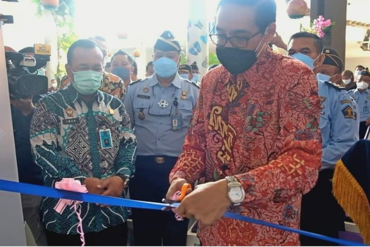 Wakil Kepala BPIP Profesor Hariyono meresmikan Klinik Pancasila. 