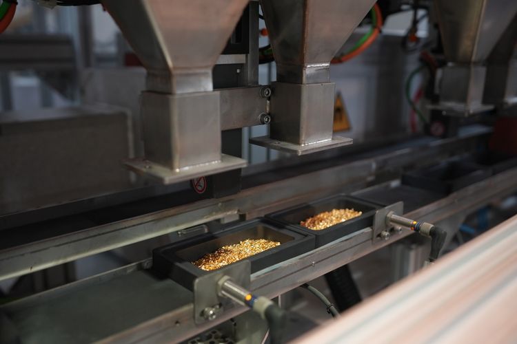 Amman Mineral (AMMN) Bakal Bagi Saham Buyback ke Karyawan dan Manajemen