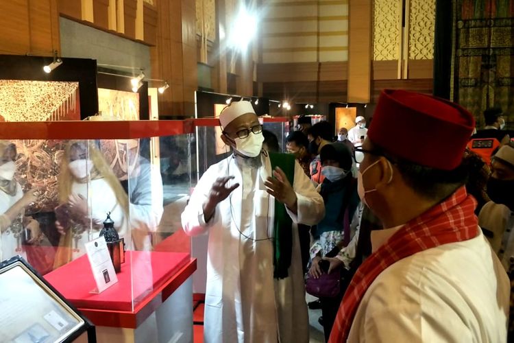 Pameran Artefak Nabi Muhammad Saw yang digelar di Jakarta Islamic Center, Koja, Jakarta Utara, Jumat (23/4/2021)