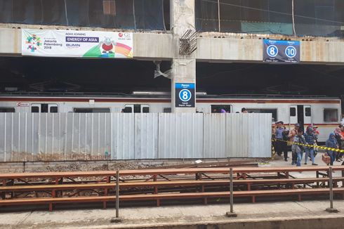Penumpang KRL Keluhkan Perpindahan Jalur Rute Bogor di Stasiun Manggarai
