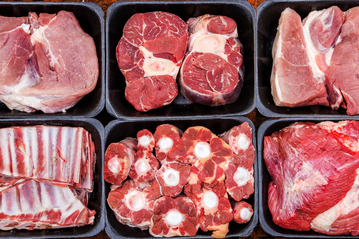 Ilustrasi beragam potongan daging sapi. 