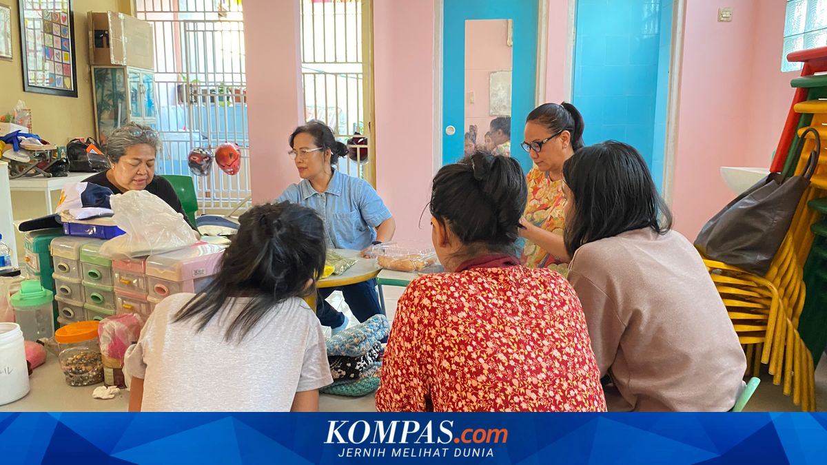 Perjuangan Bidan Vina Lawan Stigma, Ubah Rumah di Gang Sempit Tambora untuk Anak-anak HIV