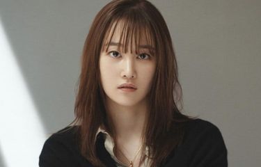 Aktris Korea Selatan, Jeon Jong Seo dikonfirmasi berkencan dengan Lee Choong Hyun.
