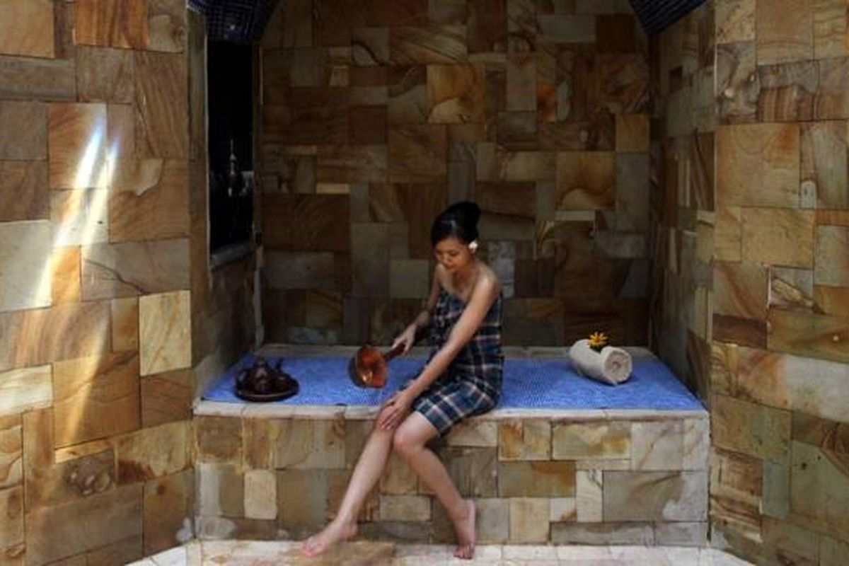 Fasilitas mandi uap di Spa Vila MesaStila, Magelang, Jawa Tengah, Senin (13/10/2014). Hammam Spa menjadi ciri khas pijat dan spa yang bisa dinikmati pengunjung di vila tersebut.
