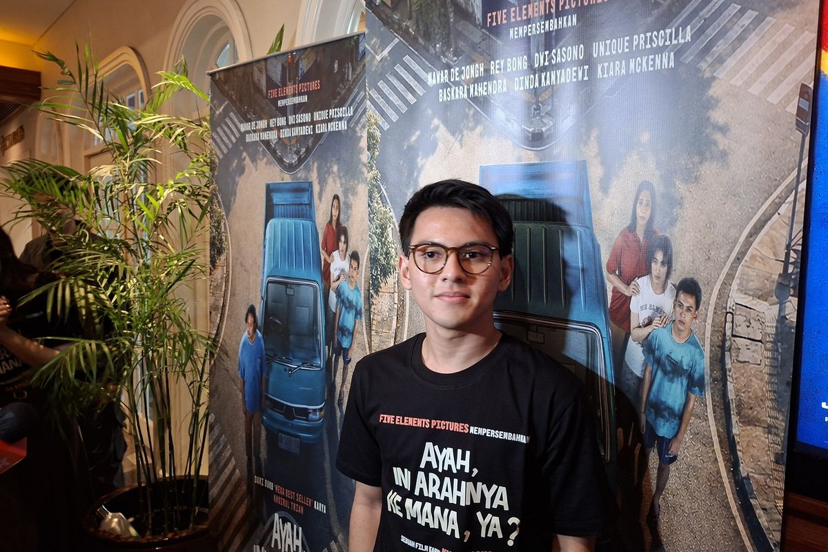 Rey Bong Kenang Perjuangan Awal Karier Film Tidur di Pom Bensin Bersama Ayah