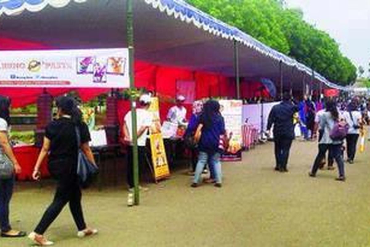 Mahasiswa tidak melulu mesti bergantung kepada orangtua. Caranya antara lain dengan memiliki usaha sendiri. 