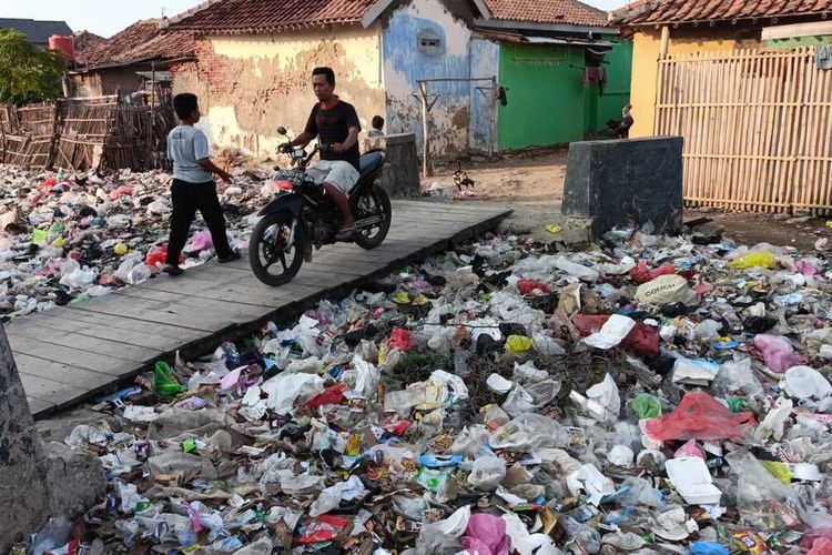 Nalar Membuang Sampah dan Ironi Integritas di Ruang Publik Kita