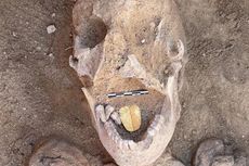 Mumi Berusia 2.000 Tahun Ditemukan Berlidah Emas