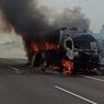 Truk Pengangkut Paket Hangus Terbakar di Tol Cipali