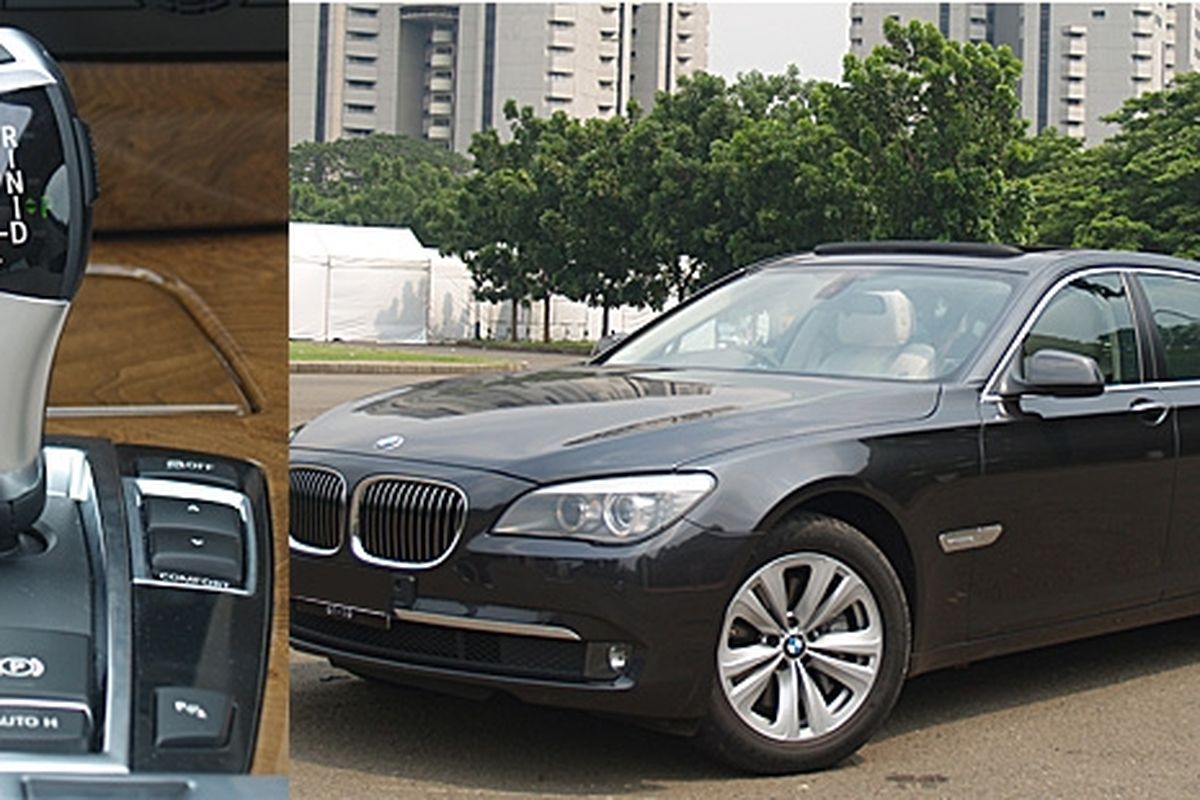 BMW Seri-7 dan model tongkat transmisinya (kiri)