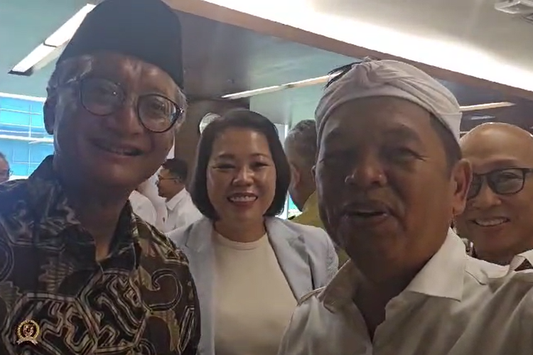 Gubernur Jawa Barat, Dedi Mulyadi, bertemu dengan Menteri Pekerjaan Umum, Dody Hanggodo, pada Senin (24/3/2025).