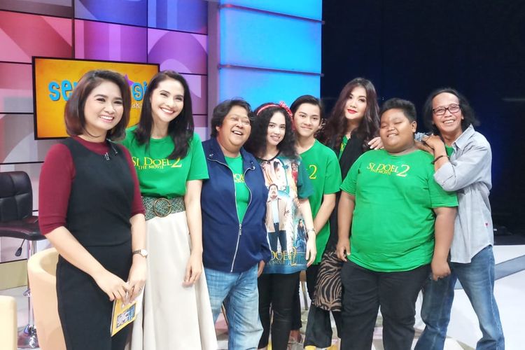 Para bintang Si Doel The Movie 2 menjadi bintang tamu program Selebrasi (Selebritas Beraksi) yang disiarkan dari Studio 1 Kompas TV, Selasa (11/6/2019).