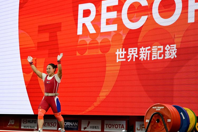 Atlet Angkat Besi Korut Pecahkan 3 Rekar Dunia, Sabet Emas Asian Games