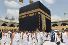 Arab Saudi Imbau Jemaah Umrah Hindari Keasyikan Foto-foto Selama Tawaf