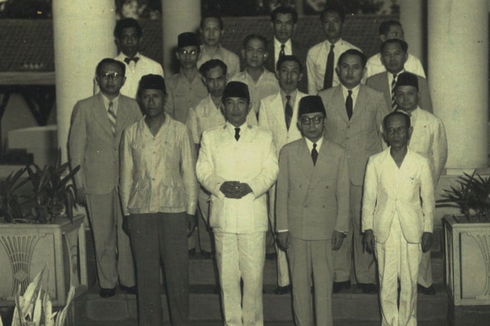 Marhaenisme: Ideologi yang Terbentuk Ketika Soekarno Bersepeda