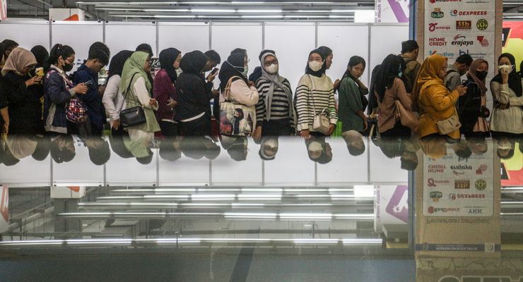 Survei Litbang Kompas Pilkada Jatim 2024: Pengangguran Jadi Masalah Terpenting