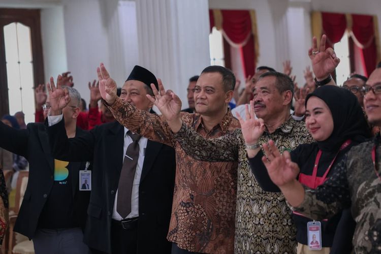 Pedagang Bakso di Jateng Capai 17.500 Orang, Gubernur Dorong Percepatan Sertifikasi Halal