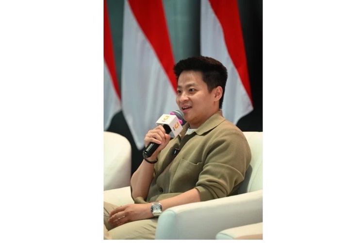 Bank Jago menggelar acara talk show bertajuk &ldquo;Cara Jadi Investor Realistis&rdquo; bersama praktisi dan kreator konten Theo Derick di Main Hall Bursa Efek Indonesia, Jakarta, Sabtu (31/1/2026). 