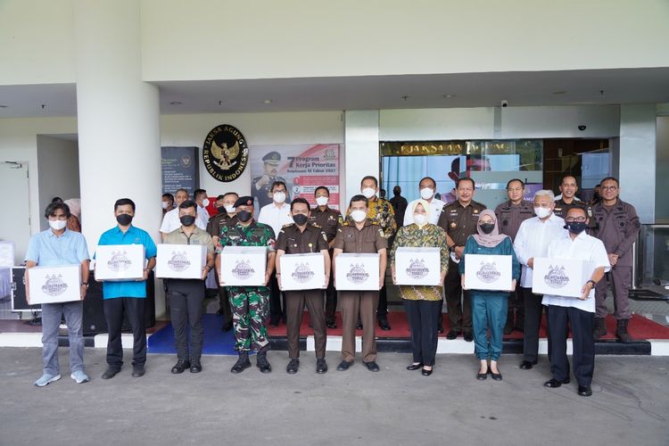 Kejagung kembali memberikan bantuan kepada korban gempa di Cianjur, Jawa Barat, 1 Desember 2022.