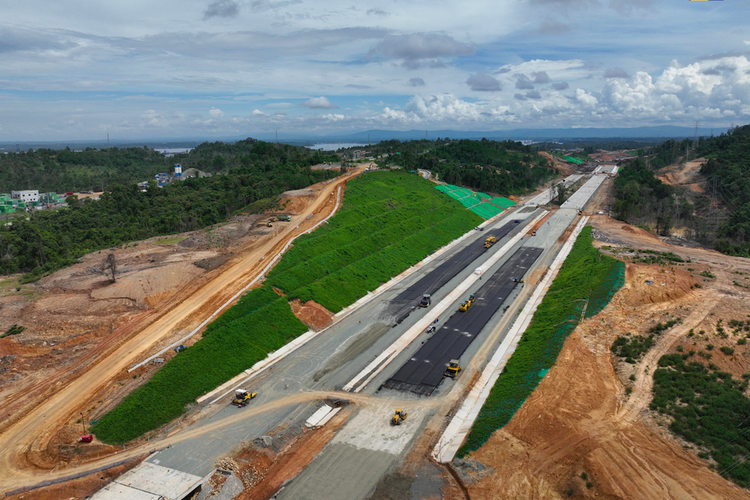 Jalan Tol IKN yang meaghubungkan Kota Balikpapan dan KIPP Ibu Kota Nusantara