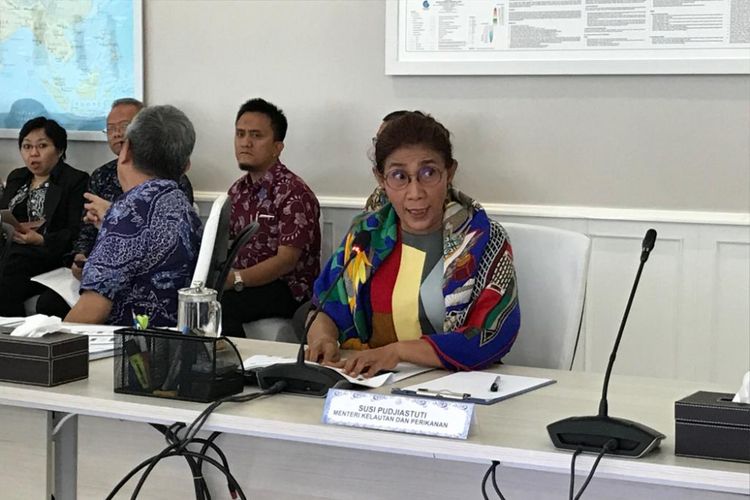 Menteri Kelautan dan Perikanan Susi Pudjiastuti