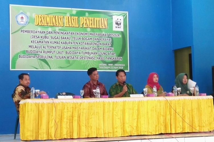 Desimimasi penelitian pemberdayaan masyarakat pesisir untuk mendukung konservasi duyung di perairan Kalimantan oleh Universitas Antakusuma Pangkalan Bun, Selasa (3/4/2018)
