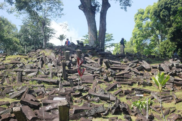 Kondisi bebatuan di lokasi Situs Gunung Padang, Kabupaten Cianjur, Jawa Barat