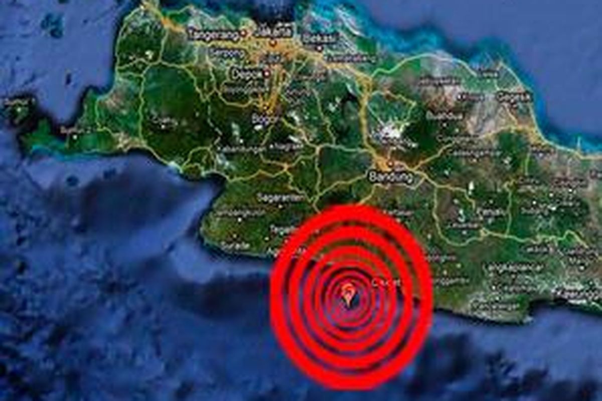 Gempa berpusat di 140 kilometer barat daya Tasikmalaya berkekuatan 7,3 skala richter.
