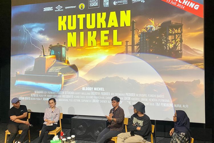 Peluncuran dan diskusi docu-series Kutukan Nikel di Taman Ismail Marzuki, Jakarta, Senin (15/7/2024). 