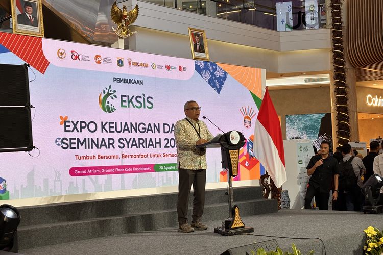 Indonesia Punya Populasi Muslim Terbesar, tapi Pangsa Perbankan Syariah Baru 7,7 Persen