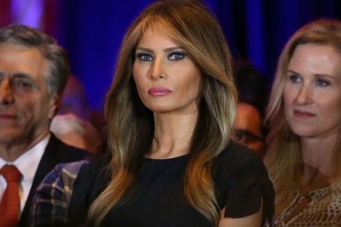 Foto-foto Bugil di 1995, Bukti Melania Trump Pernah Kerja Ilegal di AS?