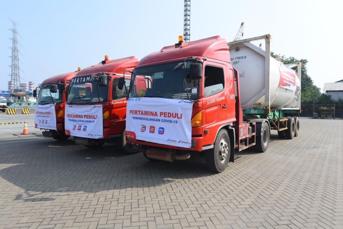 Kedatangan 21 tangki oksigen baru di Pelabuhan Tanjung Priok, Jakarta, Selasa (6/7/2021).