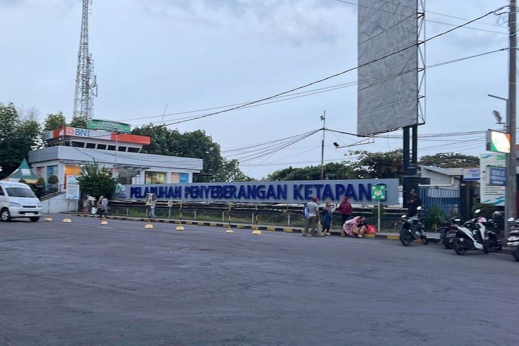 Macet Pelabuhan Ketapang, Banyuwangi Perluas Kantong Parkir dan Jalur Alternatif