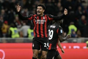Tak Masuk Skema Ruben Amorim, AC Milan Pinjamkan Zachary Athekame ke Lyon