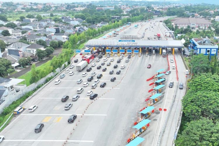 Gerbang Tol Banyumanik - Jawa Tengah