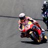 Aksi Gila Marc Marquez, Nyaris Kecelakaan Hingga Benar-benar Crash!
