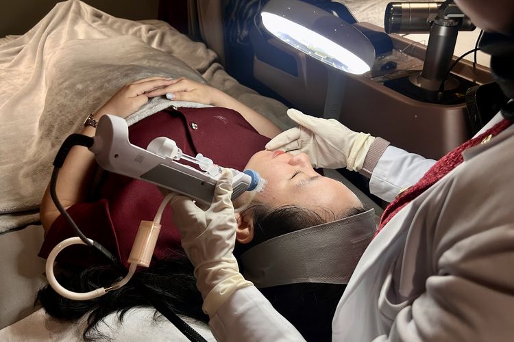 Beberapa treatment tersedia di Dermies  Max by ERHA dalam Grand Opening Flagship Dermies Max Kemang, Jakarta Selatan, Kamis (9/1/2026).