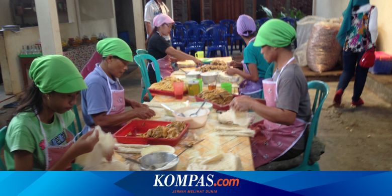 Olah Pisang Dengan Modal Rp 300 000 Kini Sri Raup Omzet Rp