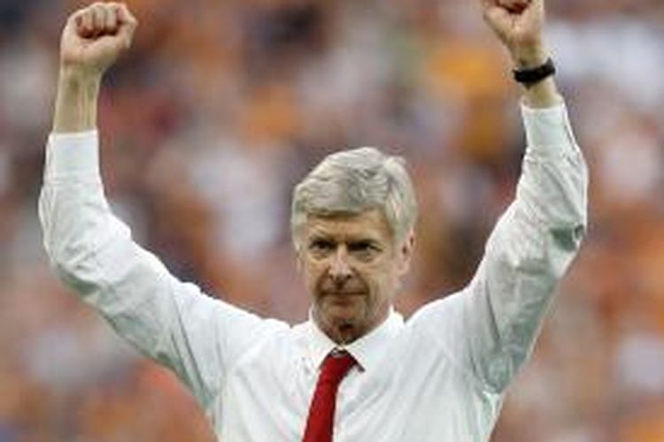 Ekspresi Arsene Wenger seusai Arsenal menjuarai Piala FA 2014. 