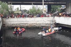 Buaya Diduga Stres karena Banyak Warga Menonton dan Lempar Batu