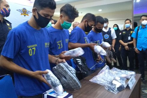 4 Orang Selundupkan Sabu dalam Sepatu, Ditangkap di Bandara Kualanamu