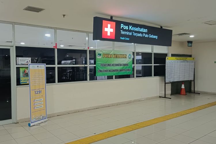 Pos kesehatan di Terminal Terpadu Pulo Gebang, Jakarta Timur