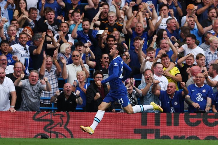 Ben Chilwell merayakan gol dalam pertandingan Chelsea vs West Ham United pada pekan keenam Liga Inggris 2022-2022 di Stadion Stamford Bridge, Sabtu (3/9/2022) malam WIB. Duel Chelsea vs West Ham berakhir dengan skor 2-1 untuk kemenangan The Blues. 
