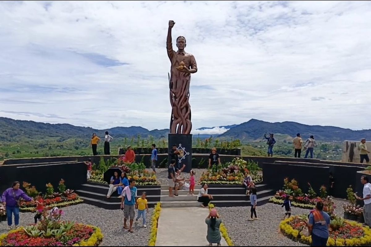  Patung Juma Jokowi di Liang Melas Datas (LMD), Desa Kuta Mbelin, Kecamatan Laubaleng, Kabupaten Karo, Sumatera Utara